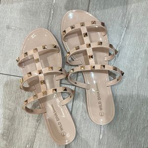 NEW Wild Diva studded jelly slide WIDE sandals sz 7